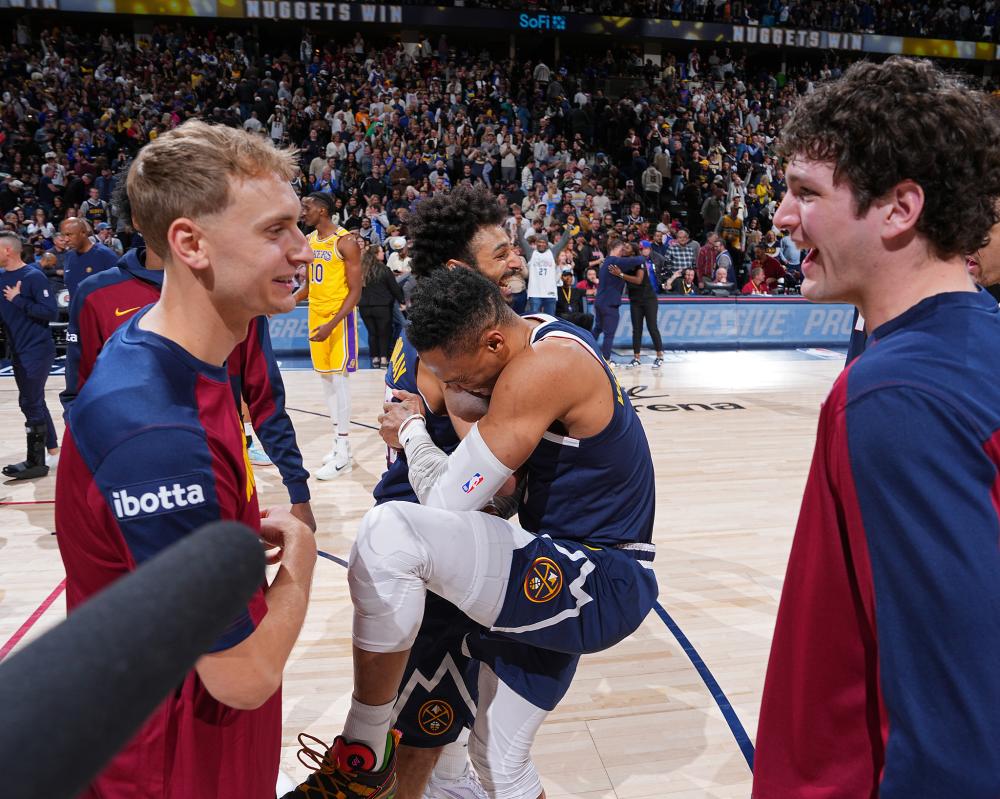 合为她赢得 合为她赢得