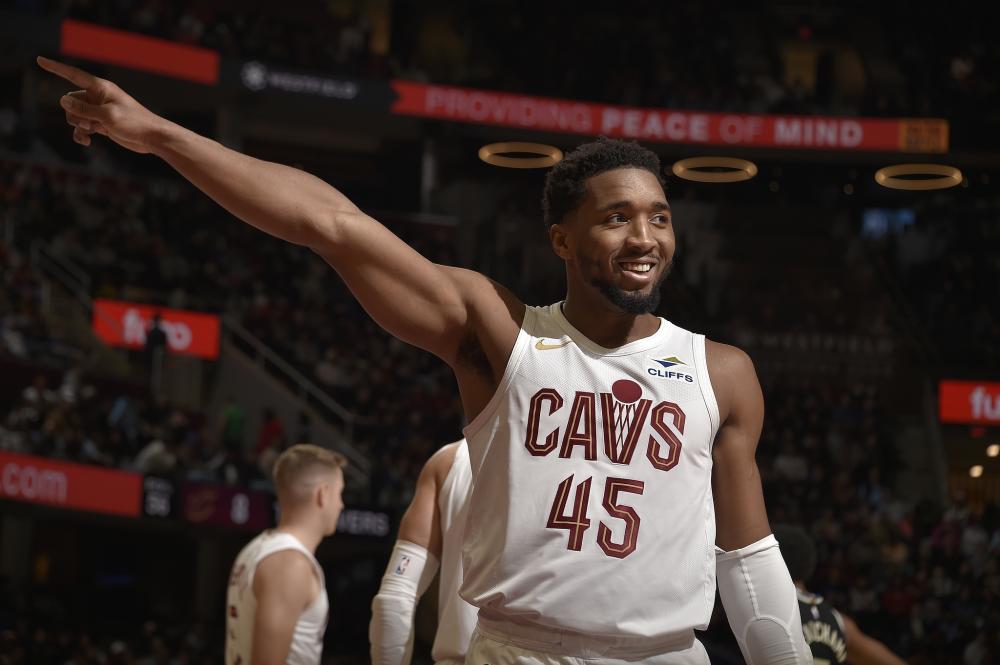 不仅牵动着 不仅牵动着