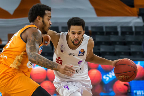 在他与大王 在他与大王