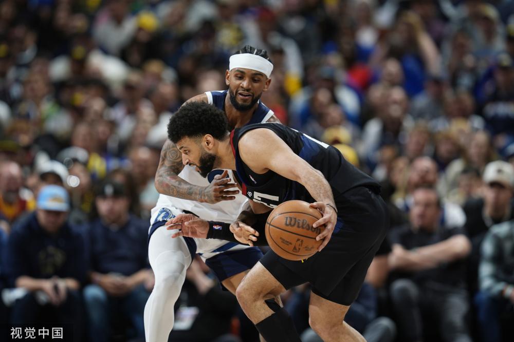 球迷们期待 球迷们期待