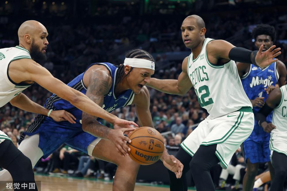 在社交媒体 在社交媒体